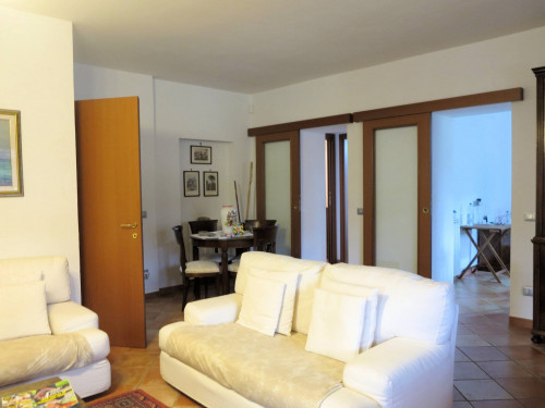 Casale di ampia superficie in posizione dominante in vendita a Massa Marittima