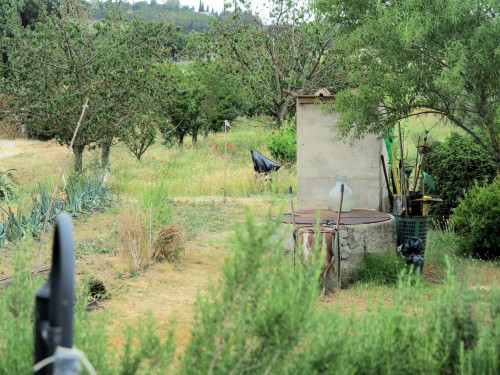 Casale di ampia superficie in posizione dominante in vendita a Massa Marittima