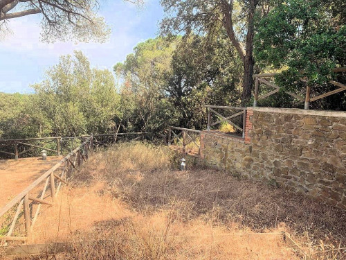 Villetta di nuova costruzione libera su tre lati con vista mare in vendita a Castiglione della Pescaia