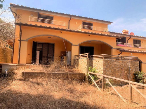Villetta di nuova costruzione libera su tre lati con vista mare in vendita a Castiglione della Pescaia