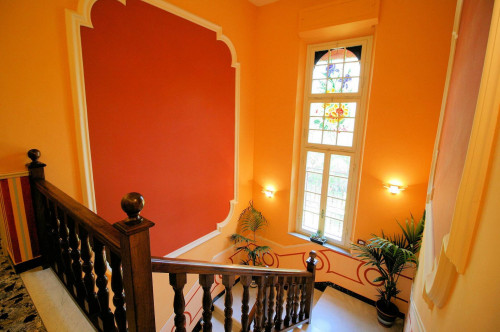 Villa in stile liberty con ampio giardino in vendita a Altopascio
