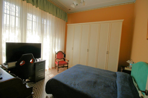Villa in stile liberty con ampio giardino in vendita a Altopascio