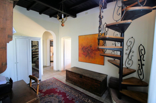 Rustico in stile Toscano con giardino e vista panoramica in vendita a Roccastrada