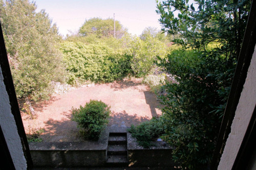Rustico in stile Toscano con giardino e vista panoramica in vendita a Roccastrada