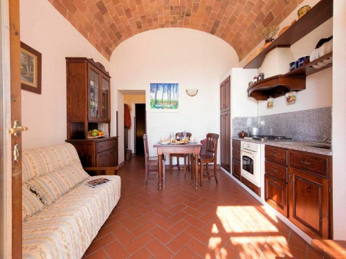 Residence in stile rustico Toscano con piscina e vista panoramica in vendita a Roccastrada