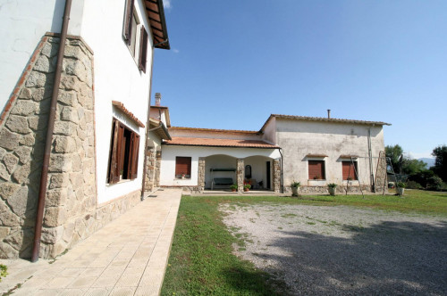 Podere ex Ente Maremma di ampia superficie in vendita a Roccastrada