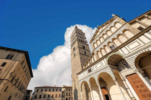Appartamento al piano nobile di ampia superficie in vendita a Pistoia