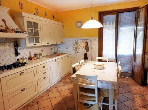 villa di ampia superficie con giardino in vendita a Loro Ciuffenna
