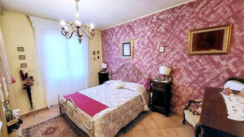 villa di ampia superficie con giardino in vendita a Loro Ciuffenna