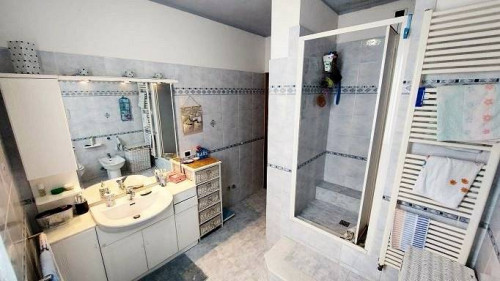 villa di ampia superficie con giardino in vendita a Loro Ciuffenna