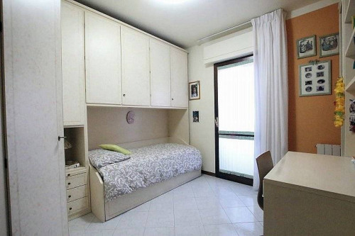 Appartamento luminoso con terrazze  garage e vista mare in vendita a Volterra