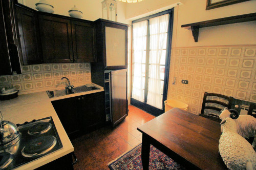 Villa di ampia superficie in zona residenziale in vendita a Montecatini-Terme