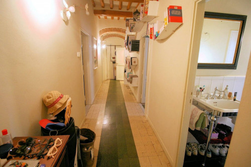 Appartamento di ampie dimensioni al secondo piano con ascensore in vendita a Pistoia