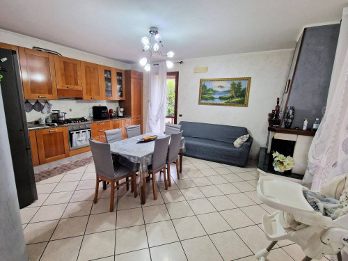 Porzione terratetto di villa bifamiliare in vendita a Gavorrano