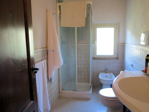 Bel casale ristrutturato in posizione panoramica con ampio terreno in vendita a Civitella Paganico
