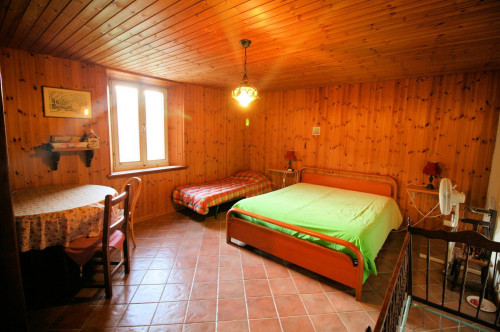 Complesso immobiliare in stile rustico Toscano in posizione panoramica in vendita a Roccastrada