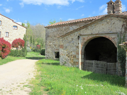 Antico podere da ristrutturare in vendita a Montieri