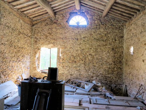 Antico podere da ristrutturare in vendita a Montieri