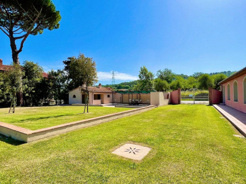 Prestigioso complesso immobiliare vicino al mare in vendita a Castagneto Carducci
