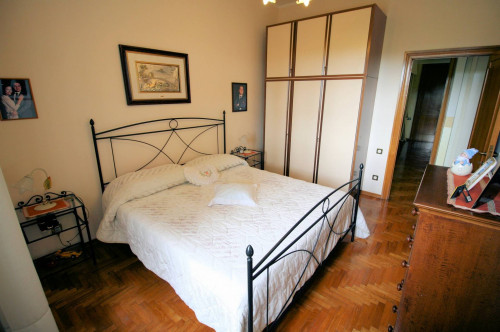 Villa unifamiliare di ampia superficie con giardino in vendita a Civitella Paganico