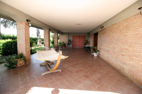 Villa unifamiliare di ampia superficie con giardino in vendita a Civitella Paganico