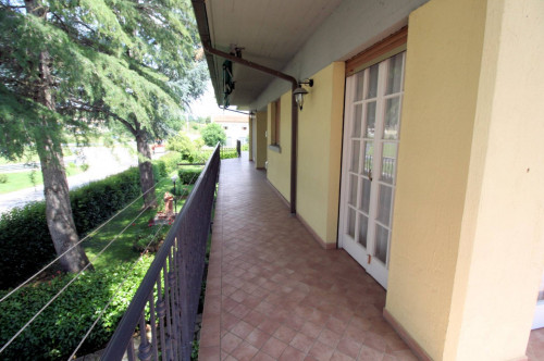 Villa unifamiliare di ampia superficie con giardino in vendita a Civitella Paganico