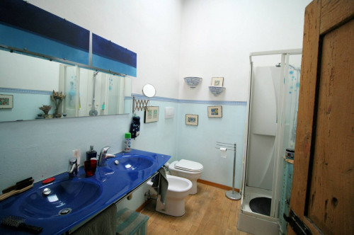 Complesso immobiliare panoramico con ampio terreno in vendita a Barberino di Mugello