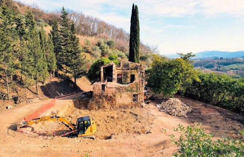 Colonica terratetto libera su due lati di nuova realizzazione in vendita a Pistoia