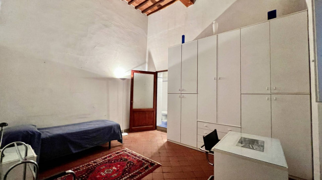 Appartamento di ampia superficie in centro storico in vendita a Lucca