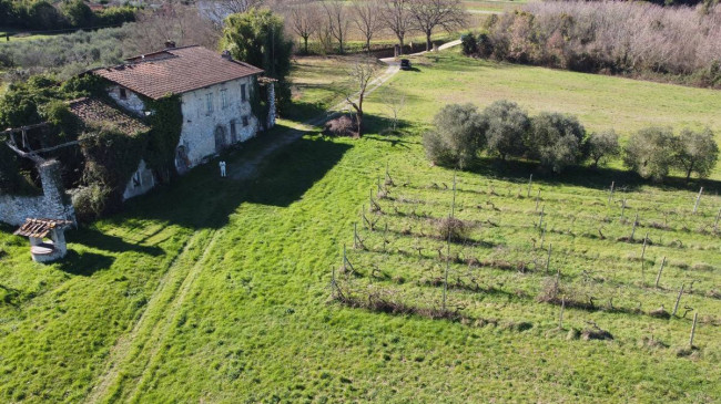 Villa in posizione esclusiva da ristrutturare in vendita a Lucca