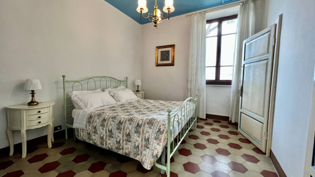 Villa con parco e piscina in vendita a Lucca