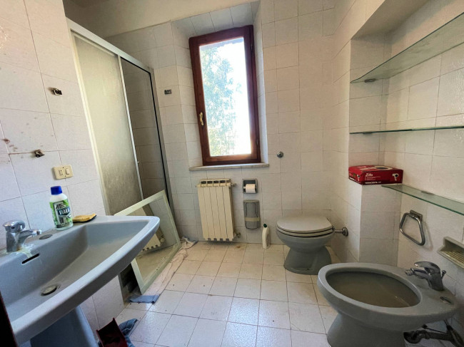 Villa di ampia superficie con giardino in vendita a Capannoli