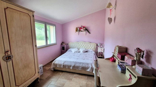 Villa unifamiliare ristrutturata con giardino in vendita a Castagneto Carducci