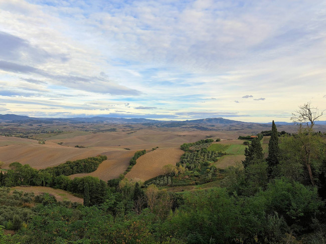 Terratetto composto da due appartamenti in vendita a Lajatico