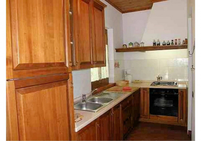 Rustico in stile Toscano con giardino e piscina  in ottima posizione in vendita a Roccastrada