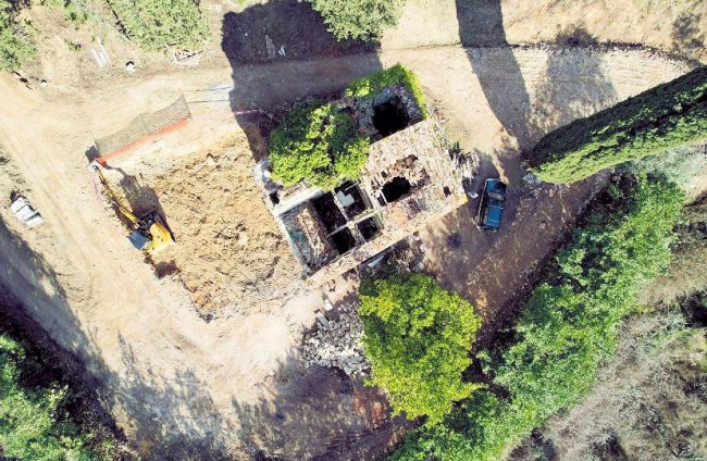 Colonica terratetto libera su tre lati di nuova realizzazione in vendita a Pistoia