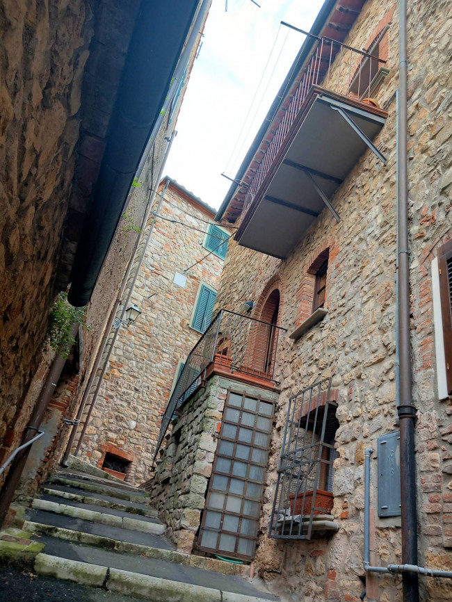 Terratetto in stile rustico Toscano ristrutturato in vendita a Gavorrano