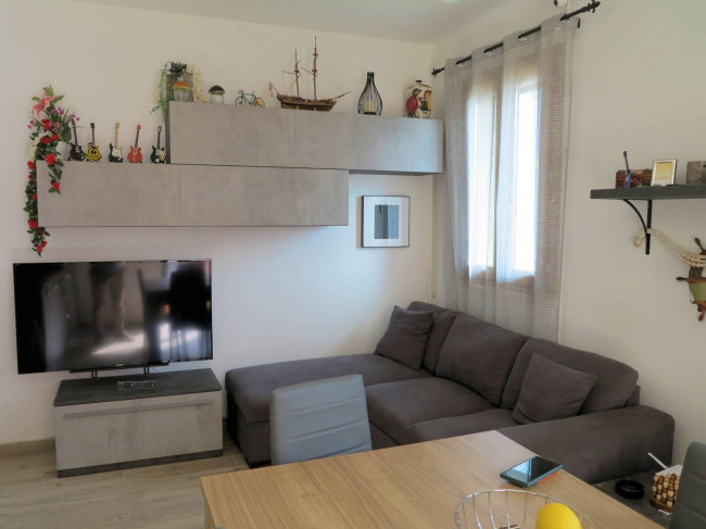 Appartamento al piano primo con giardino in vendita a Roccastrada