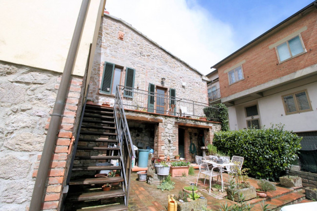 Casa indipendente in vendita a Roccatederighi, Roccastrada (GR)