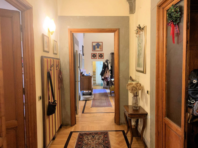 Appartamento di ampia superficie in centro storico in vendita a Pistoia