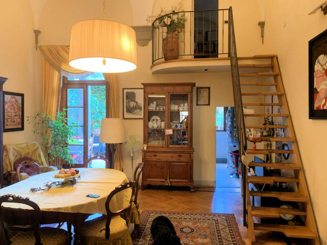Appartamento di ampia superficie in centro storico in vendita a Pistoia