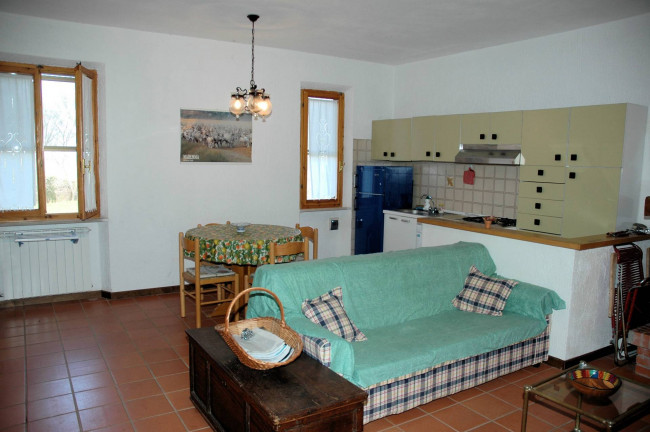 Casale con oliveto vicino a Grosseto in vendita a Grosseto