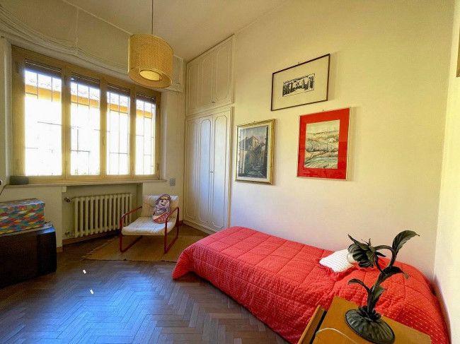 Villa unifamiliare di grande metratura con giardino in vendita a Uzzano