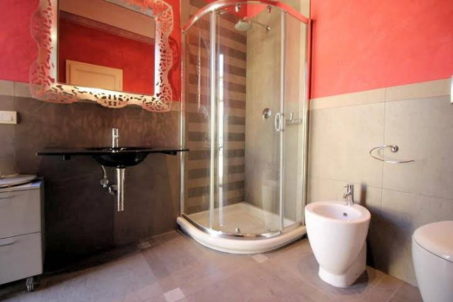 Meraviglioso appartamento in suggestivo palazzo storico in vendita a Pescia