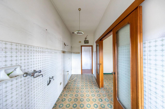 Appartamento in villa con giardino privato in vendita a Pescia