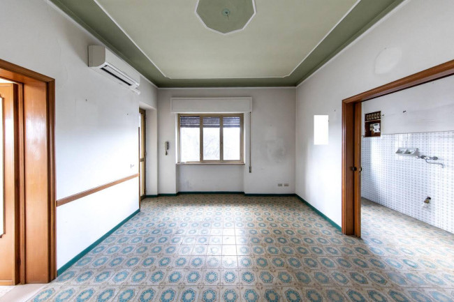 Appartamento in villa con giardino privato in vendita a Pescia