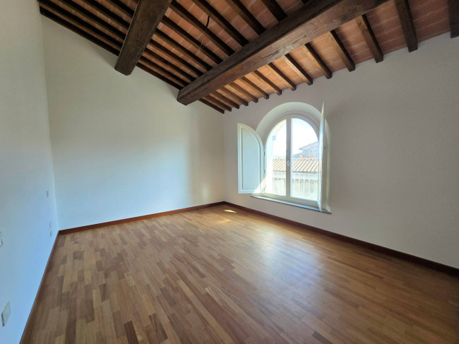 Porzione terratetto di villa  bifamiliare di nuova costruzione in vendita a Calcinaia