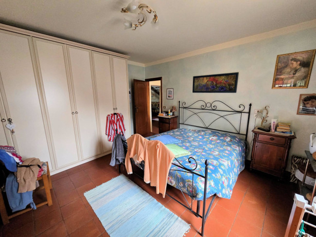 Podere in stile rustico Toscano con annessi e terreno in ottima posizione in vendita a Montecatini-Terme