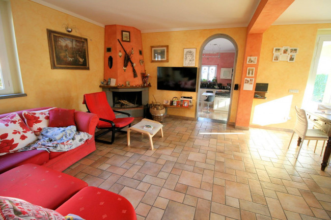 Villetta singola con giardino in vendita a Montecarlo