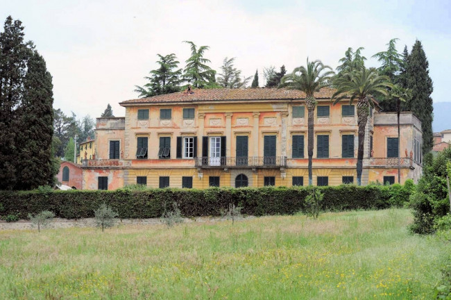 Villa storica del 700 in vendita a Capannori